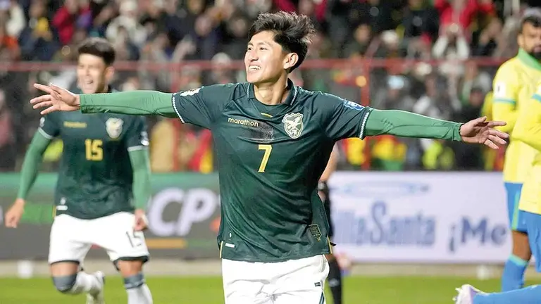 Miguelito Terceros se convirtió en el emblema nacional con su gol de penal. / APG