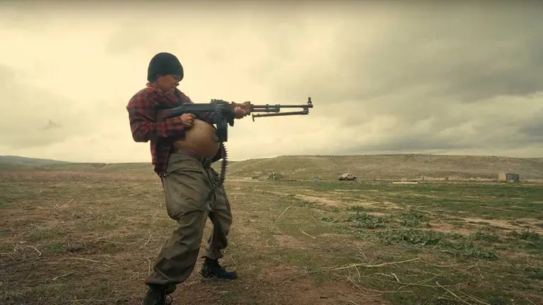 Fotograma de la pel&iacute;cula 'Una batalla tras otra'. WB