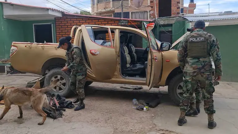 Uno de los veh&iacute;culos que fue reportado como robado. FGE