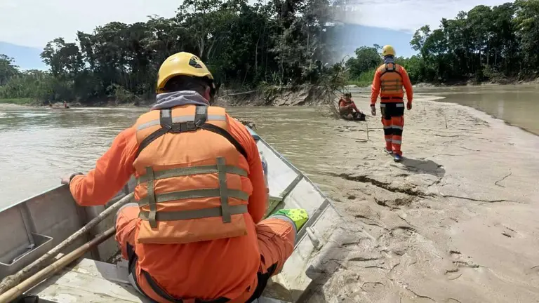 Personal del SAR-Bolivia contin&uacute;a realizando la b&uacute;squeda del segundo adolescente desaparecido en el r&iacute;o Isarzama del Tr&oacute;pico de Cochabamba. SAR-BOLIVIA