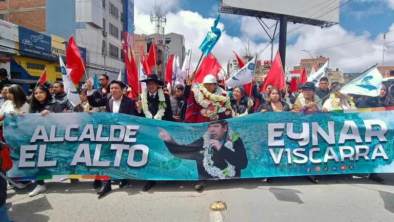Eynar Viscarra es proclamado candidato a la Alcald&iacute;a de El Alto por organizaciones sociales.