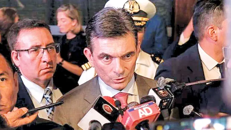 El presidente Rodrigo Paz en una conferencia de prensa./ARCHIVO