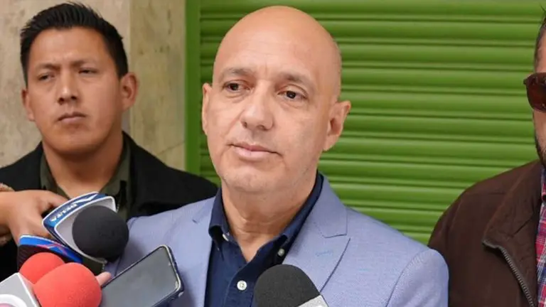 El gerente Interventor de EPSAS S.A., Edgar Land&iacute;var, informa de la aprehensi&oacute;n de exautoridad. EPSAS S.A.