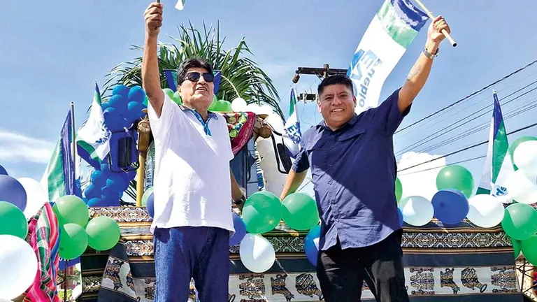 El expresidente Evo Morales (i) en un acto electoral junto con Leonardo Loza./ FACEBOOK MORALES