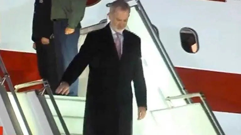 El avión del rey de España, Felipe VI, aterrizó este miércoles en el Aeropuerto Internacional de El Alto./ ABI