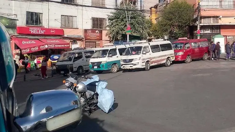 Uno de los puntos de bloqueo en la ciudad de La Paz. ERBOL