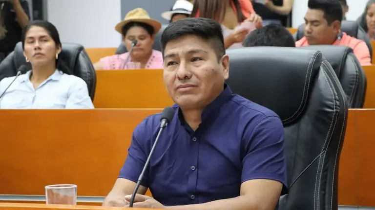 El asamble&iacute;sta Grover Garc&iacute;a en la segunda sesi&oacute;n preparatoria. ASAMBLEA LEGISLATIVA DEPARTAMENTAL DE COCHABAMBA