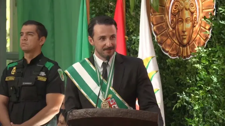 Juan Pablo Velasco fue posesionado este lunes como Gobernador de Santa Cruz. CAPTURA DE VIDEO