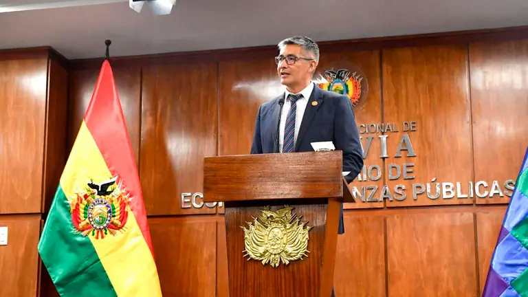 El ministro de Econom&iacute;a y Finanzas, Gabriel Espinoza. ARCHIVO