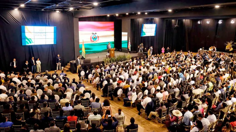 Gobernadores coinciden en acelerar el 50/50 y enfrentar la crisis econ&oacute;mica