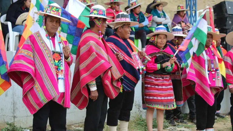 Autoridades de Challa, regi&oacute;n andina de Cochabamba. MARIELA COSS&Iacute;O