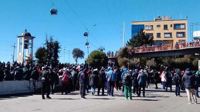 Protesta en el peaje de la autopista La Paz - El Alto. ERBOL