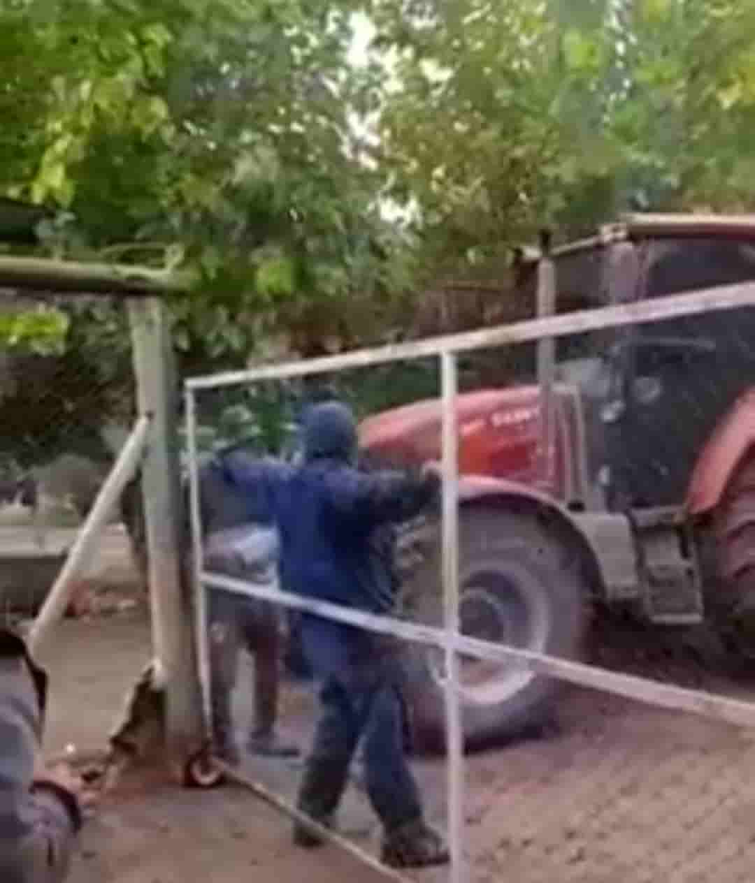 El momento en que el jefe de atropella a Infodiez