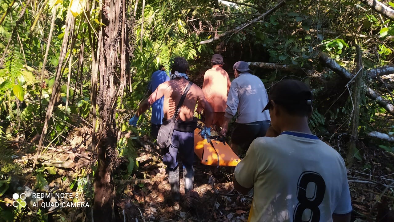 El cadáver recuperado en el río San Mateo. GOBERNACIÓN