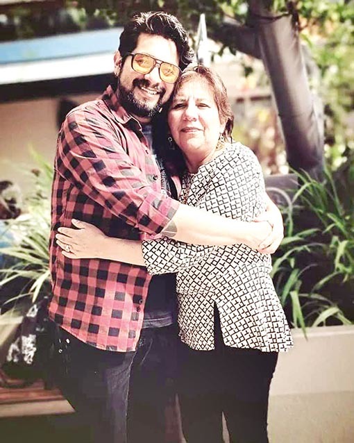 Iverint y su madre Lubia. / FACEBOOK LUBIA CHURQUINA